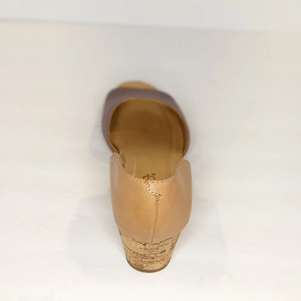 NWOT Latigo leather sandals